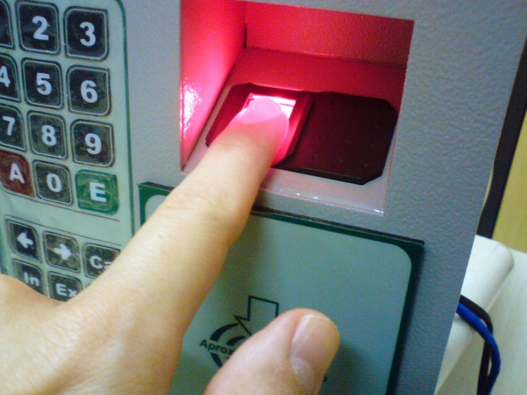The Password Is Finally Dying: Passkeys Go Mainstream Fingerprint scanner identification
